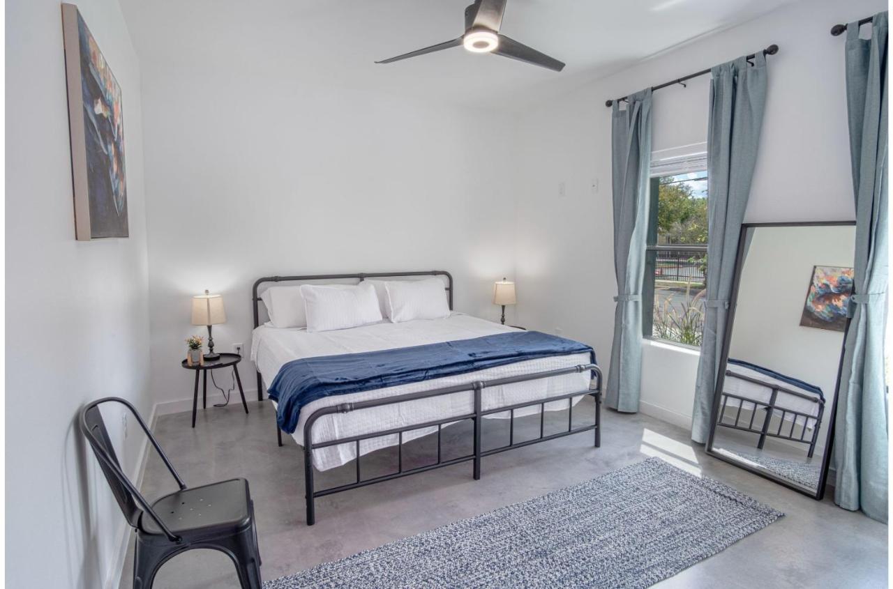 Gorgeous 3 Bedroom 2 Ba Near Amazing Downtown Apartment San Antonio